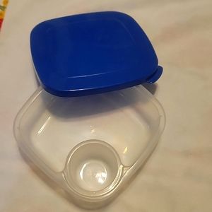💥💥💥 4 items for $12 💥💥💥     Small square plastic container